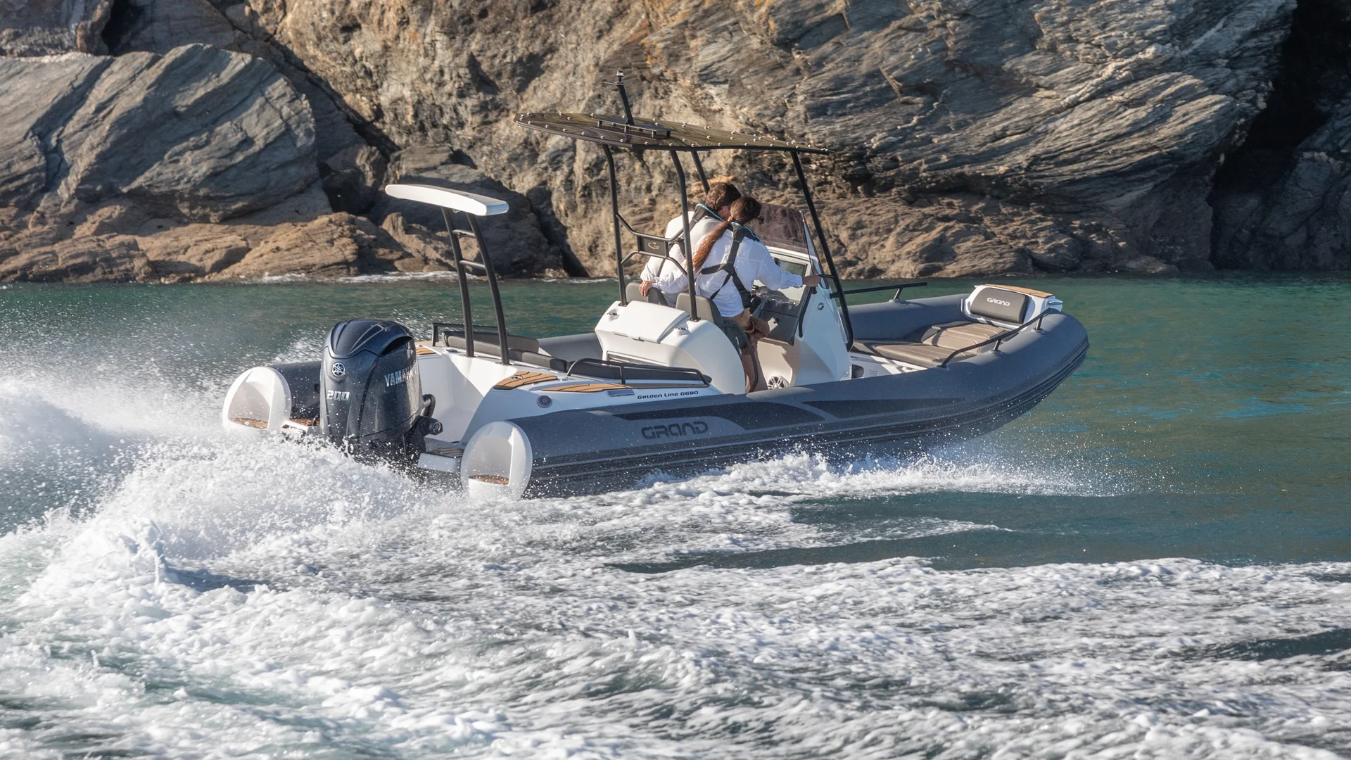 Grand G680 + Yamaha 200HP - Best 6.8m (22ft) Rigid Inflatable Boat